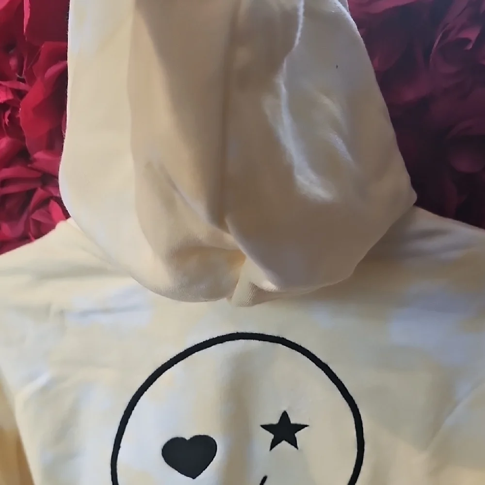 Sugar & Jade NWT Girls Pale Yellow Tie Dye Crop Hoodie With Emoji Graphic Size 8